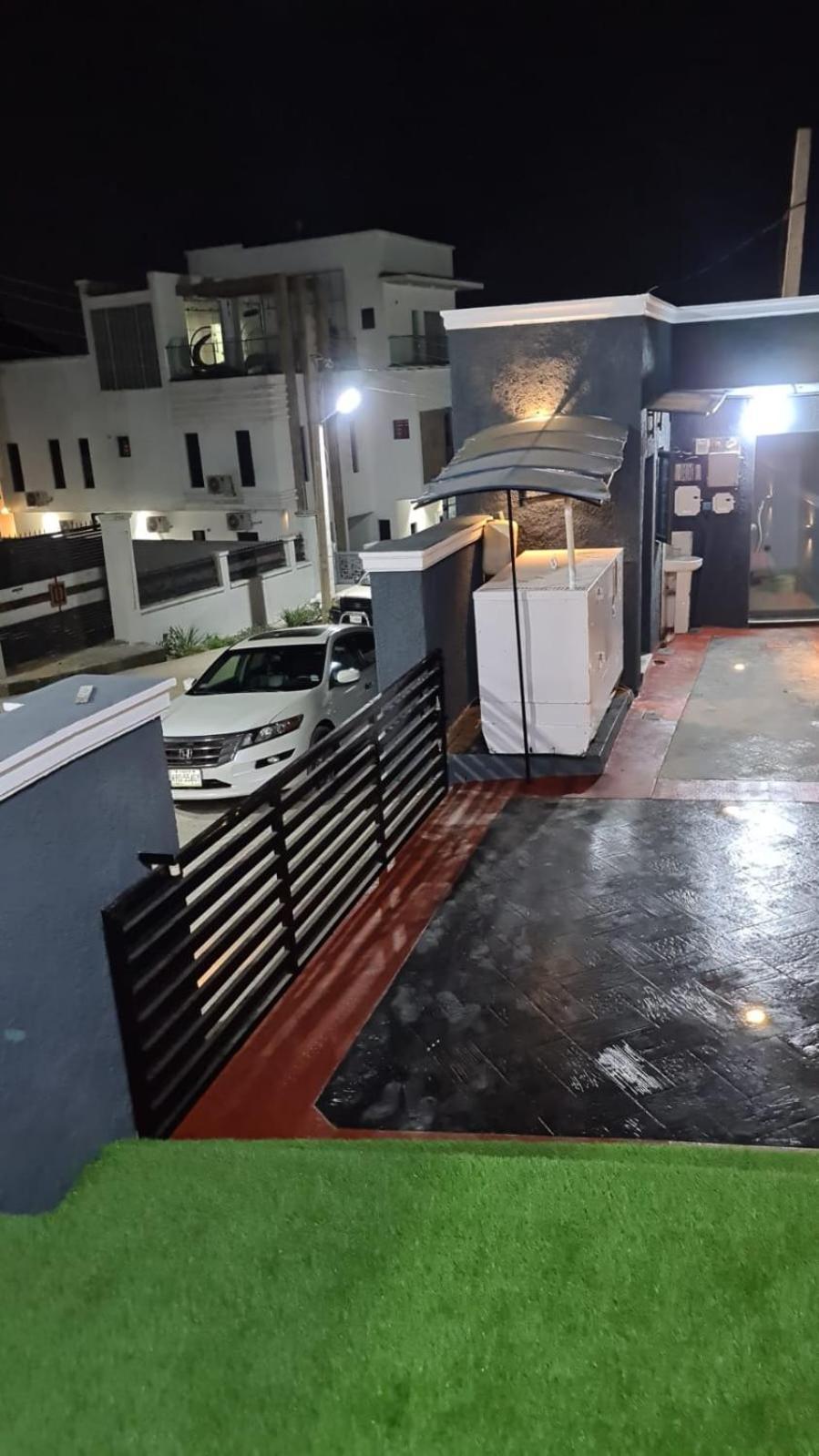 A And T Apartment Ikorodu Εξωτερικό φωτογραφία