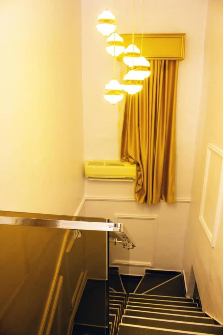 A And T Apartment Ikorodu Εξωτερικό φωτογραφία