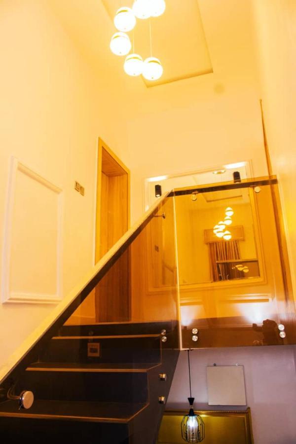 A And T Apartment Ikorodu Εξωτερικό φωτογραφία